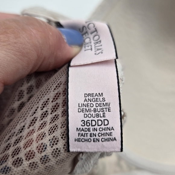 Victoria's Secret | Cream Lace Dream Angels Lined Demi Bra Size 36DDD - Picture 7 of 7